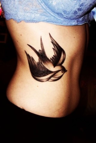 Swallow Tattoos on Andorinha Swallow Tattoo Tattoos Tatoos Bird Girl Art Body Art